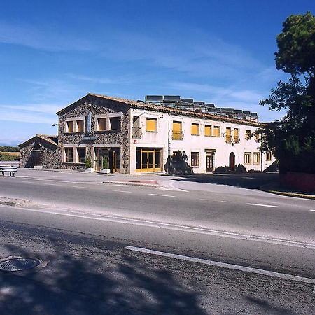 Riudarenes Hostal Mallorquines מראה חיצוני תמונה
